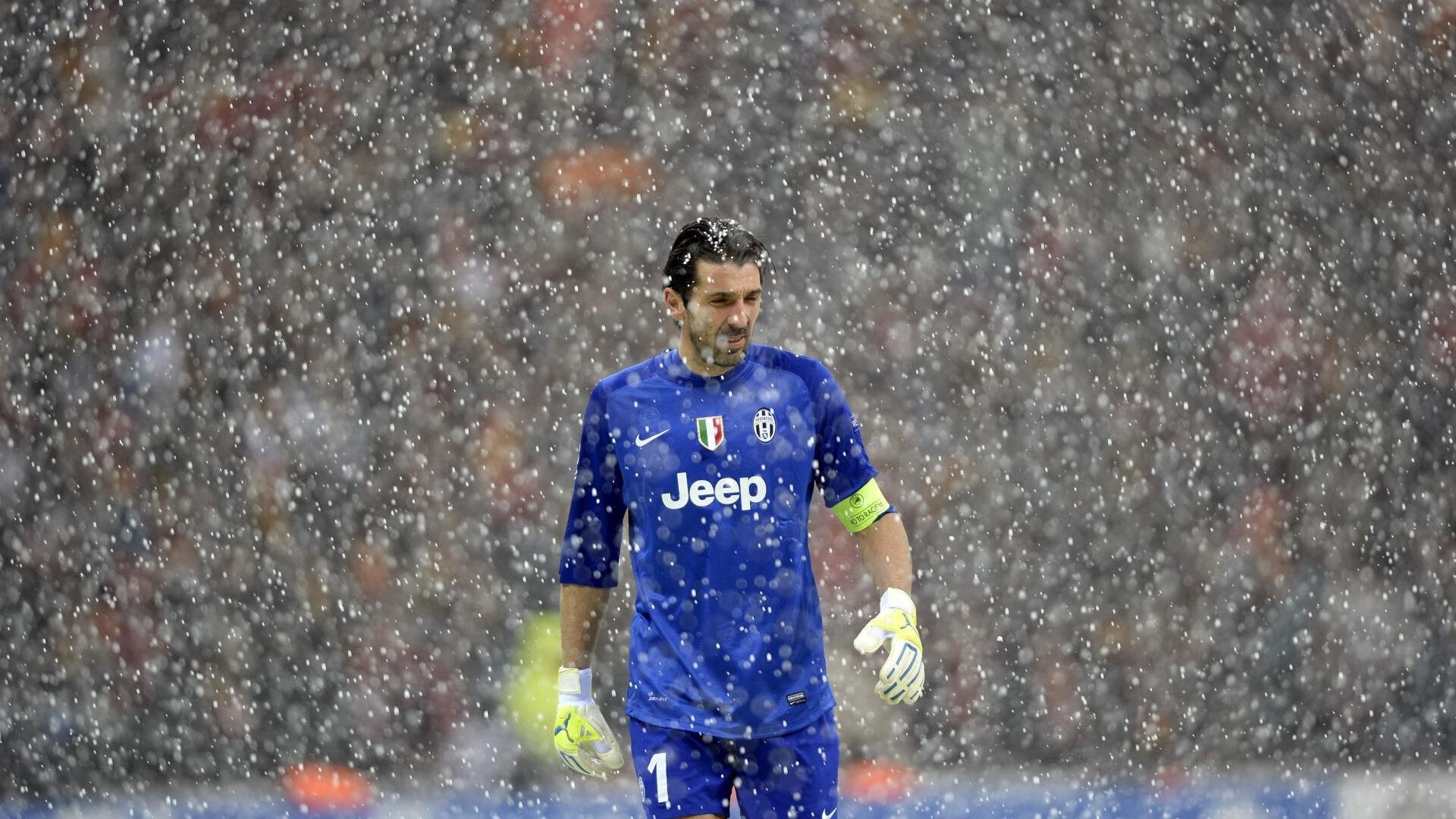 欧冠“欧联区”之争白热化：多支传统强队跌入第三名区间